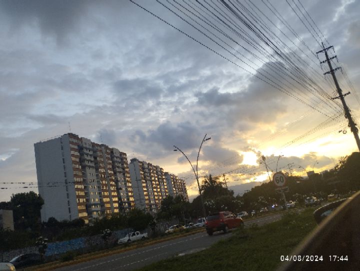 goodnovel comment avatar