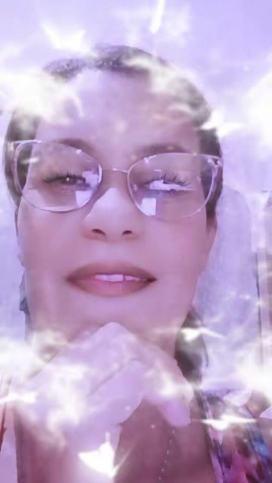 shelly pereira