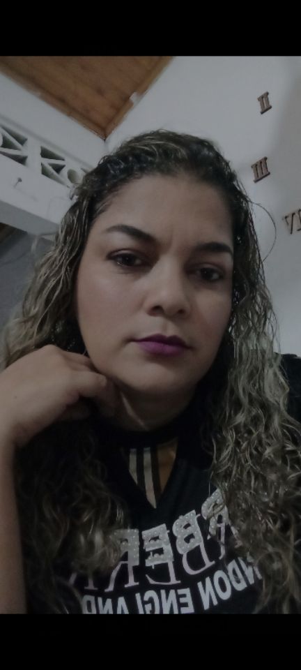 goodnovel comment avatar