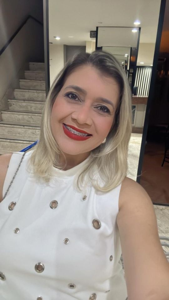 goodnovel comment avatar